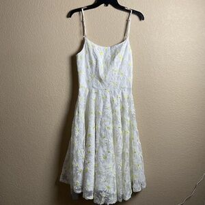 Magnolia Place Womens Small White Daisy Ray Swing Lace‎ Sleeveless Lined Dress